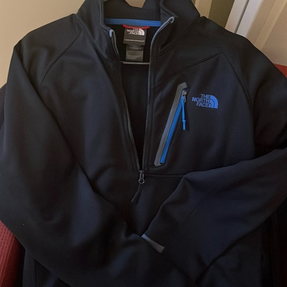 Northface Pullover - Picture 1 of 3